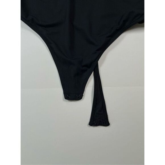 Aritizia Babaton Contour Should Pad Sleeveless Bodysuit Black Size Extra Large - Picture 8 of 9